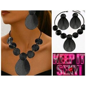 Elegant Black Statement Necklace and Earring Set